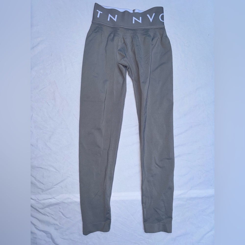 NVGTN women’s leggings xs